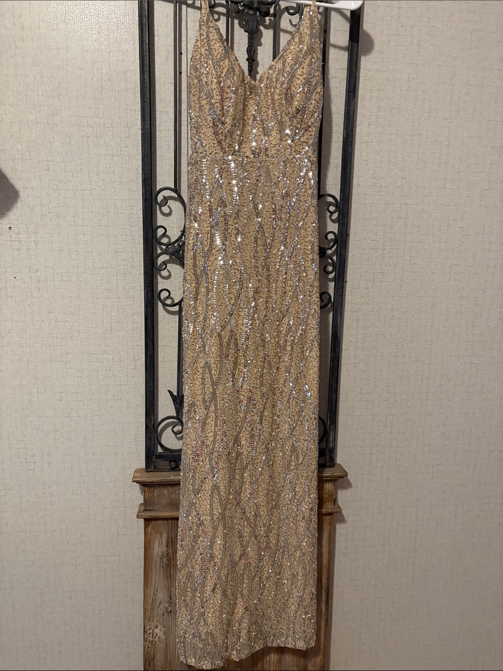 Jump Champagne Sequin V-Neck Prom Dress